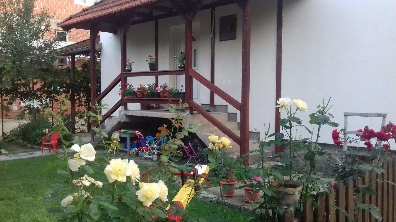Apartment Dil Kulen Vakuf Eksteriør billede