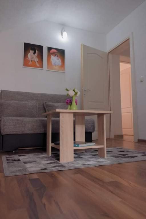 Apartment Dil Kulen Vakuf Eksteriør billede